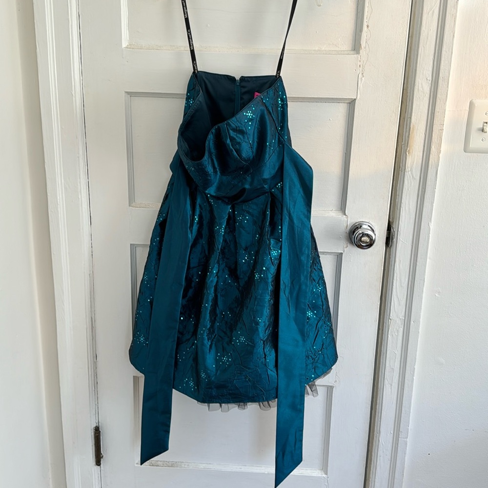 Knee length dress
